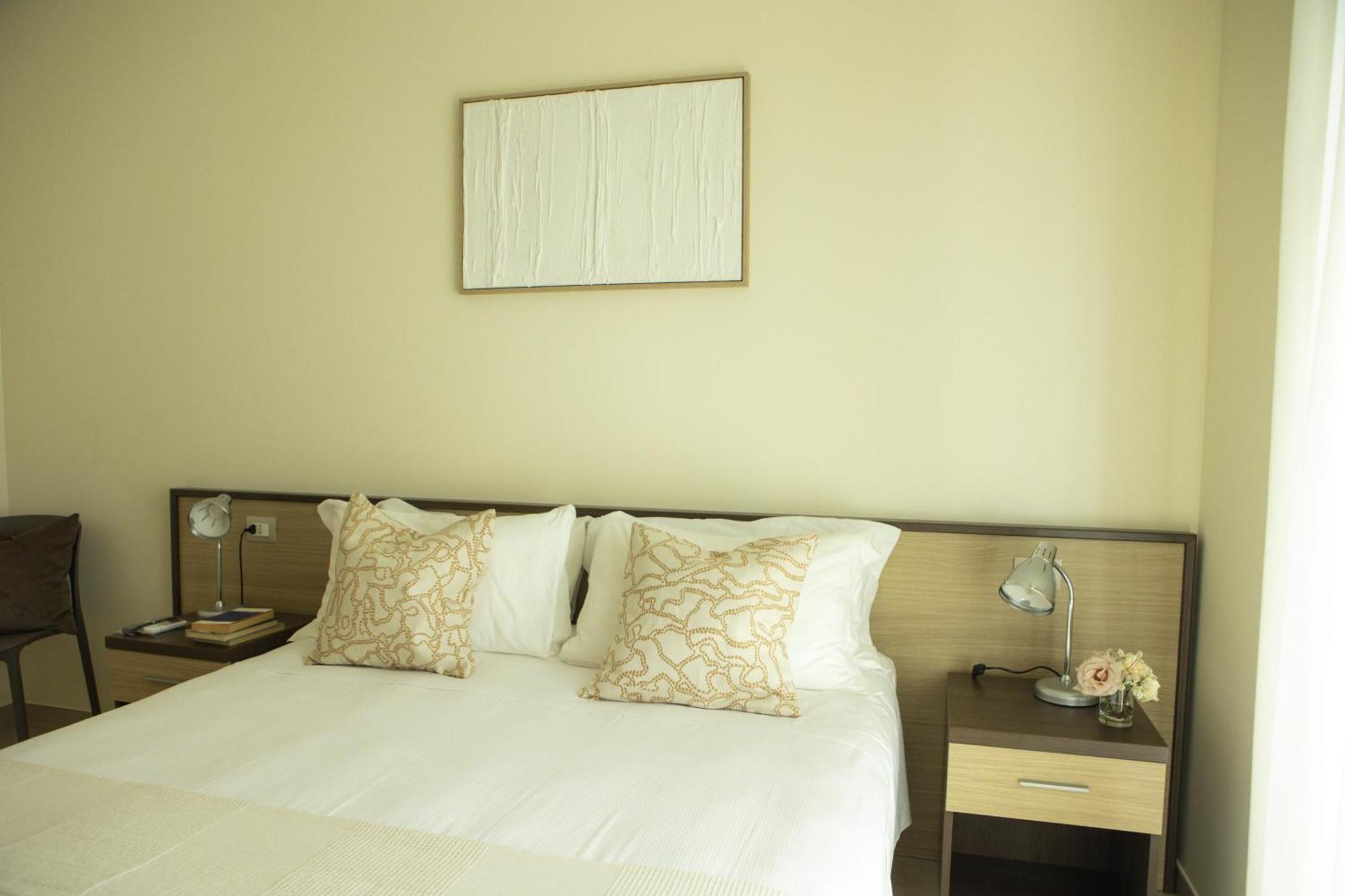 Residenze Roscioli Aparthotel โรเซโต เดญา อาบรูซซี ภายนอก รูปภาพ