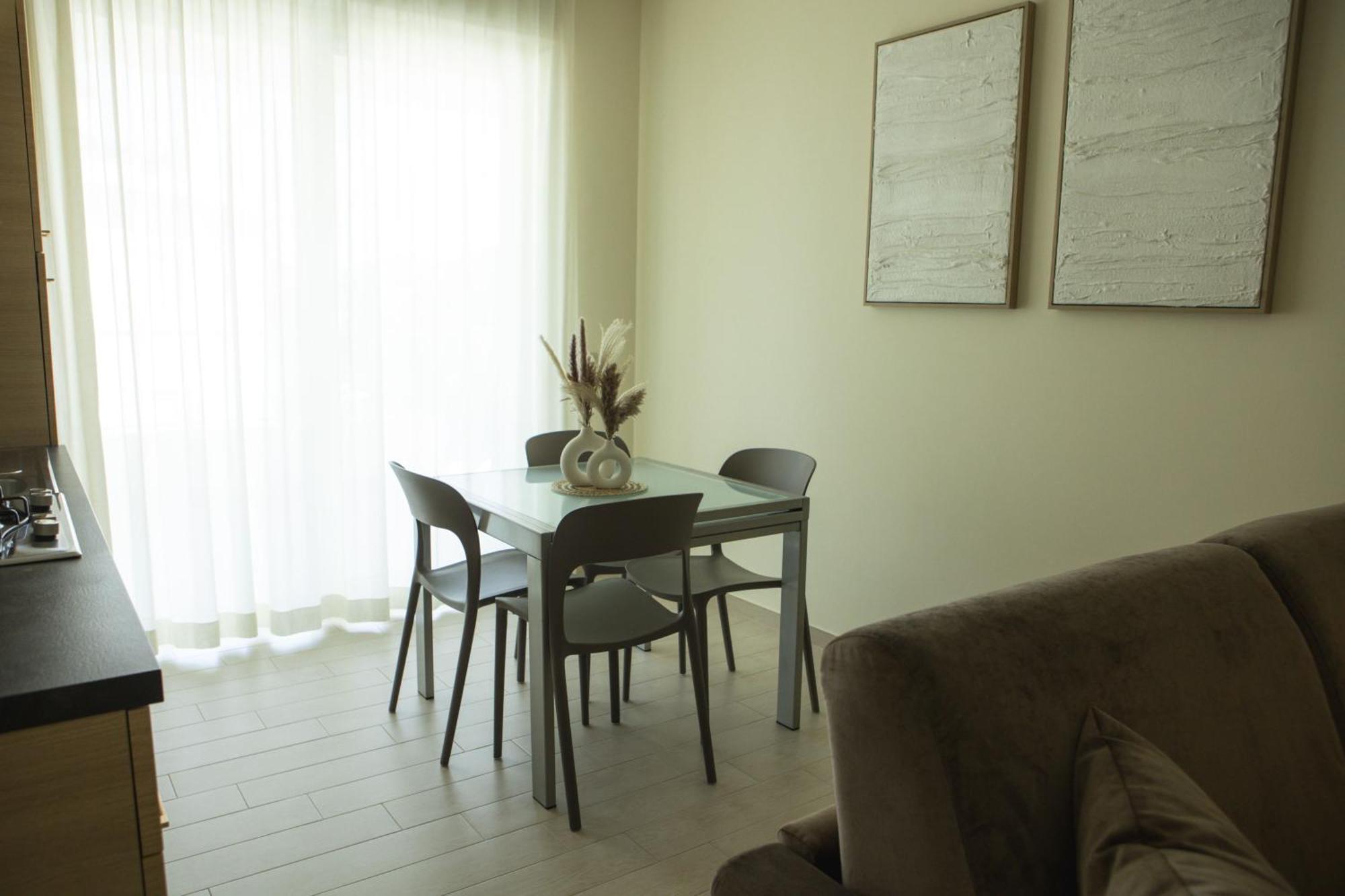 Residenze Roscioli Aparthotel โรเซโต เดญา อาบรูซซี ภายนอก รูปภาพ